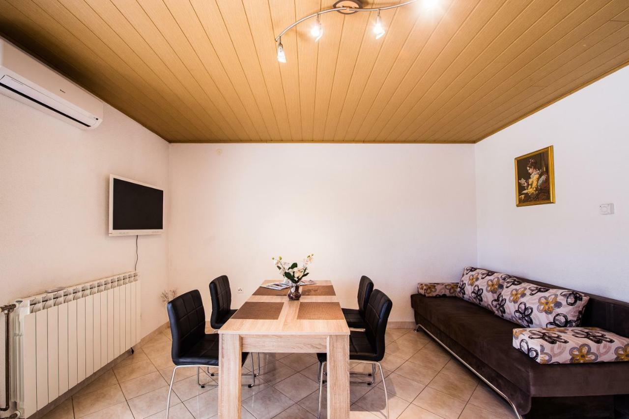 Apartmani Mila Podstrana Extérieur photo