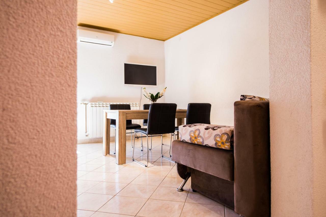 Apartmani Mila Podstrana Extérieur photo