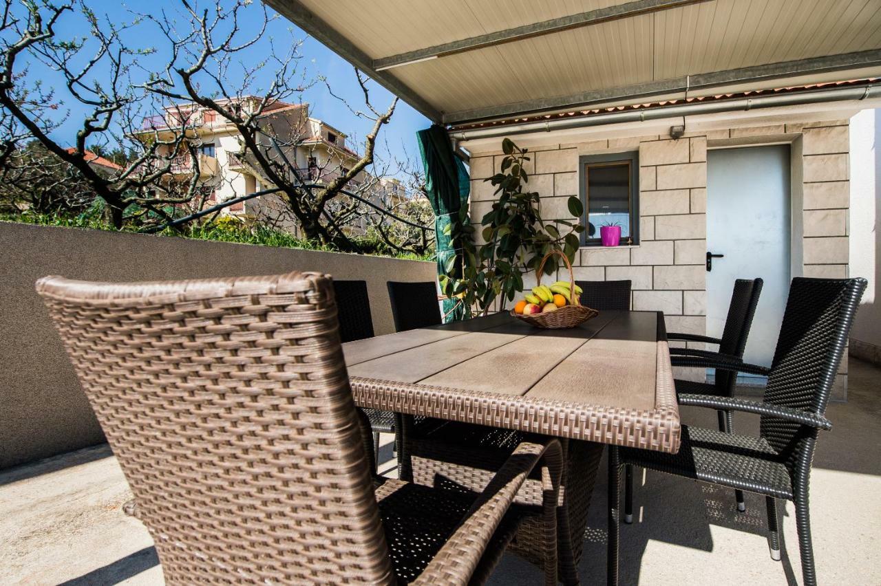 Apartmani Mila Podstrana Extérieur photo